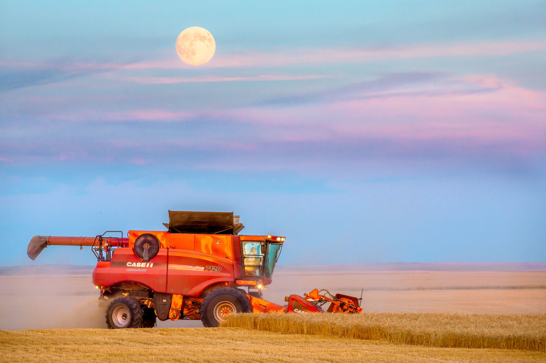Harvest supermoon
